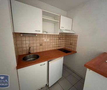 Location Appartement 2 pièces 30m² AGEN 47000 - Photo 2