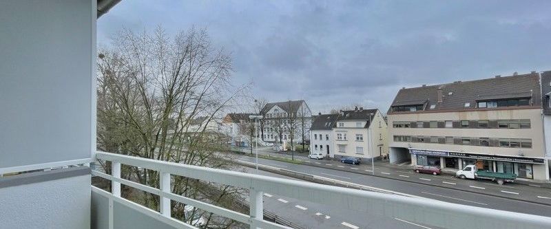 Gemütliche 2,5-Zi.-Wohnung mit Balkon! - Photo 1