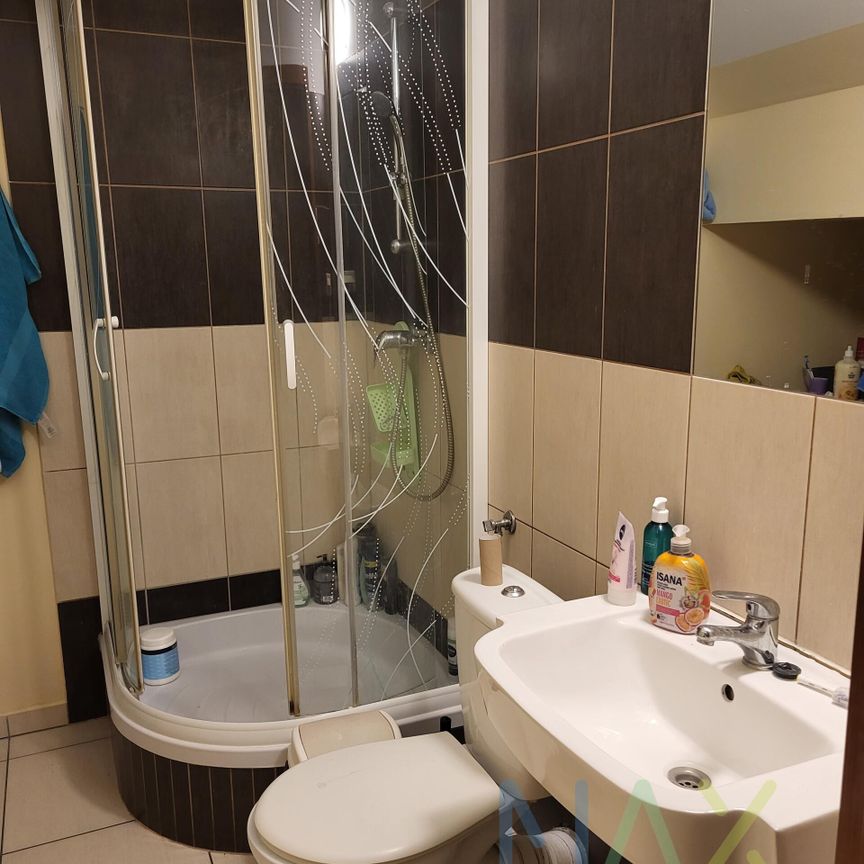 Duży pokój do wynajęcia ul. Skrajna - wspólna kuchnia i łazienka - Photo 1