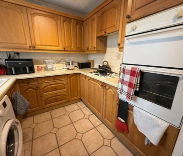 2 bedroom semi-detached house to rent - Photo 2