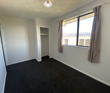 3 Tauranga-A-Ika Street, Manaia - Photo 4
