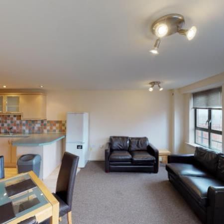2 bedroom flat to rent - Photo 1