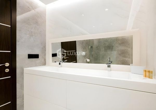 Arona, Canary Islands 38632