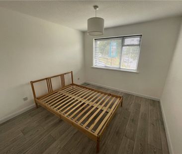 Bower Court, Woking, Surrey, GU22 8HB - Photo 2