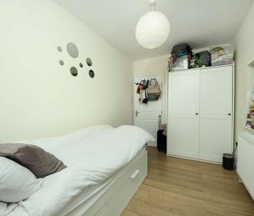 Crowther Avenue, TW8 - Photo 4