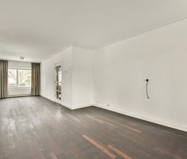 Appartement te huur: Mr. G. Groen van Prinstererlaan 33 1181 TN Ams... - Foto 2