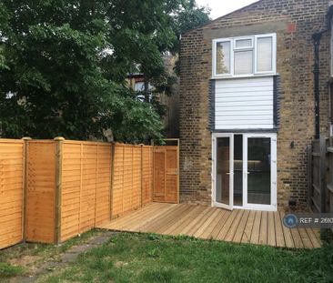 2 bedroom flat to rent - Photo 3