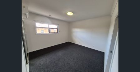 Seamless Modern Living - Photo 4