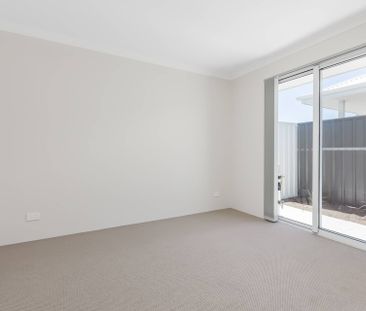 Freshly Built Coastal Gem Live the Wannanup Lifestyle - Photo 4