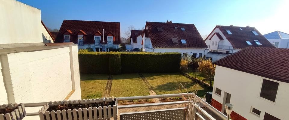 top renovierte 2-Zimmerwohnung mit Balkon in ruhiger Nachbarschaft *neues Bad**neue Küche* - Foto 1