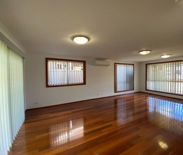 Modern Bathroom & Ensuite - Photo 1