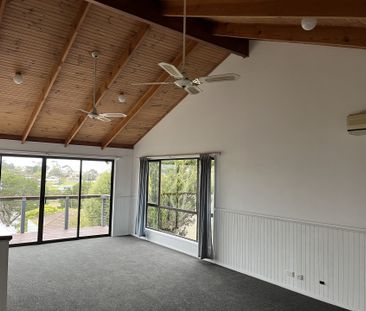 Family Home in Old Ocean Grove - Photo 1