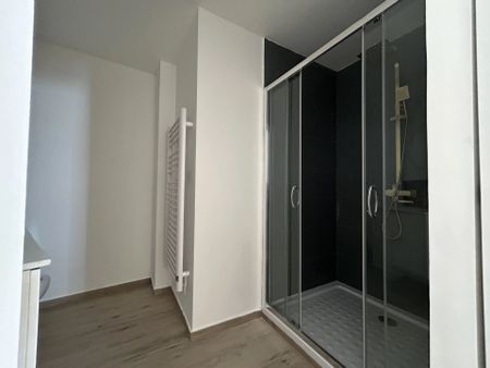 Location Appartement 3 pièces 48m² AUBAGNE 13400 - Photo 4