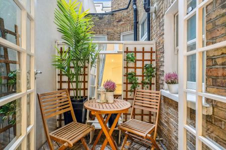 3 bedroom flat to rent - Photo 2