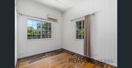 Spacious Family Living in a Highly Convenient Kearneys Spring Location - Photo 5