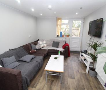 7 bedroom house to rent - Photo 3