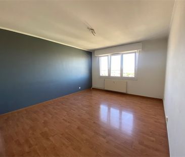 Location Appartement 3 pièces 71m² - Photo 4