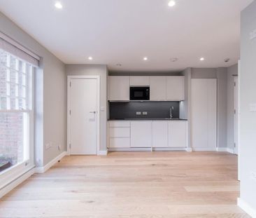 Flat to rent - Photo 1