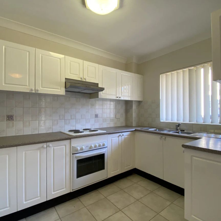 Unit 8/2-4 Green Street, Kogarah. - Photo 1