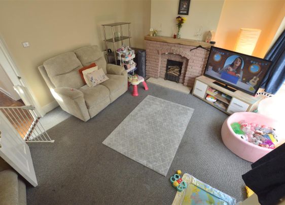 Bulls Head Lane, Stoke Green, Coventry - Photo 1