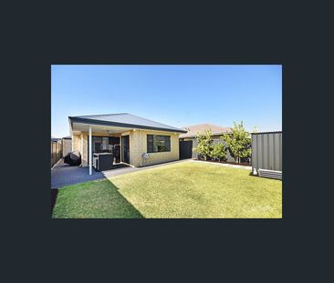 Light and Airy! - Photo 3