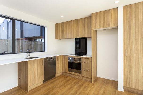 Brand new home in a great location! - Photo 1