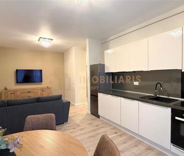Apartament 2 camere cu curte proprie- Centrul Vechi, prima inchiriere - Photo 1