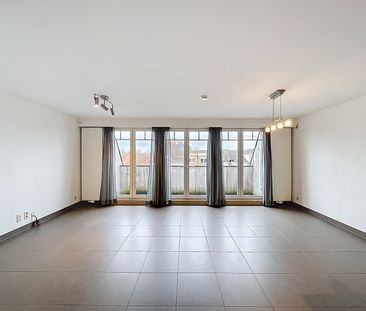 Appartement te huur - Photo 1