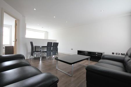 2 bedroom apartment to rent - Photo 4