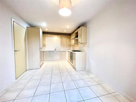 4 bedroom townhouse to rent - Photo 3