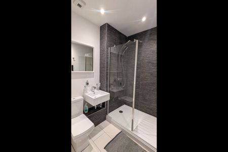 Room in a Shared Flat, Orb, B1 - Photo 5