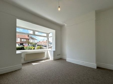 Dominion Road, Worthing, BN14 3 bedroom house to rent - Photo 2