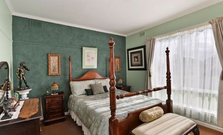 TIDY HOME ON LARGE BLOCK - Photo 2