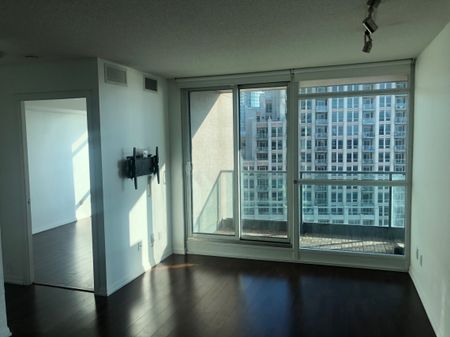 For Lease - 215 Fort York Boulevard Unit# 1601, Toronto, Ontario - Photo 2