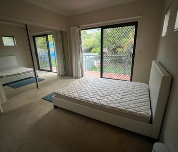 Burleigh Heads - Photo 5