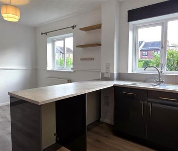 Dabinett Avenue, Hereford - Photo 3