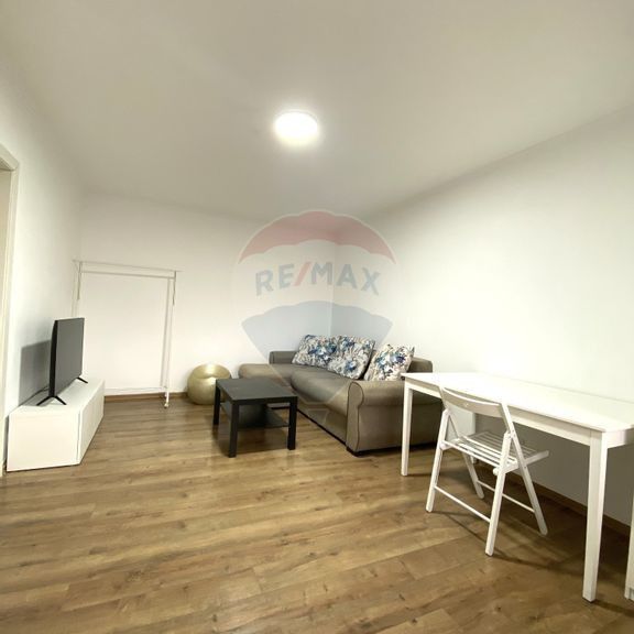Apartament cu 2 camere, prima inchiriere in Zona Tineretului - Fotografie 1