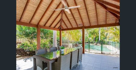 Private Hinterland Retreat with Stunning Pool and Bali Hut - Photo 5