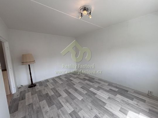 Pronájem bytu 1+1 34 m² - Fotografie 1