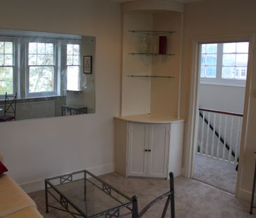 1 Bed Flat, Vereker Road, W14 - Photo 3