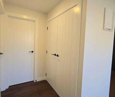 Home on Flax Street - Photo 5