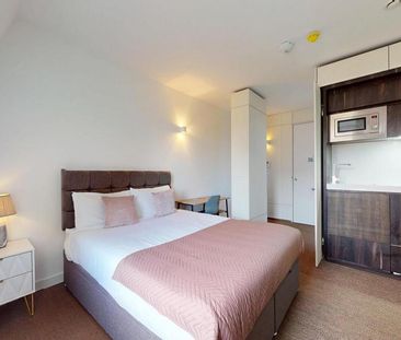 Studio to rent - Photo 2