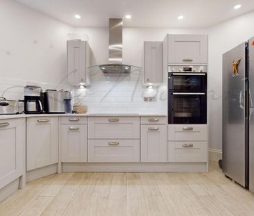 Oakwood Court, Kensington, W14 - Photo 3