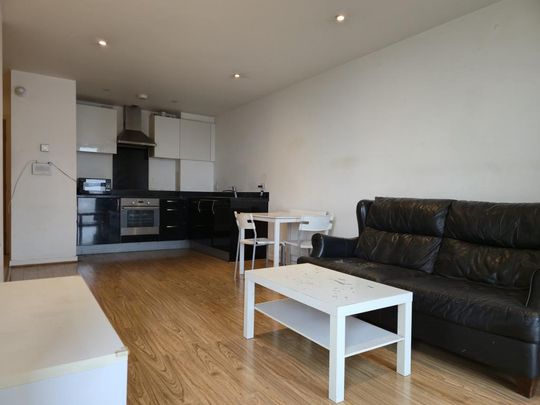 1 bedroom flat to rent - Photo 1