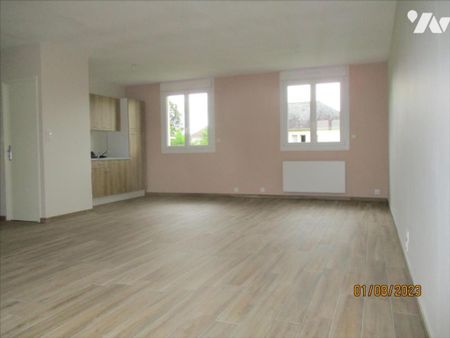 A LOUER - MAISON D'HABITATION - LE BOURGNEUF LA FORET - Photo 5