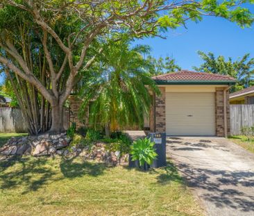 Three Bedroom Family Home In Unbeatable Location! - Photo 4