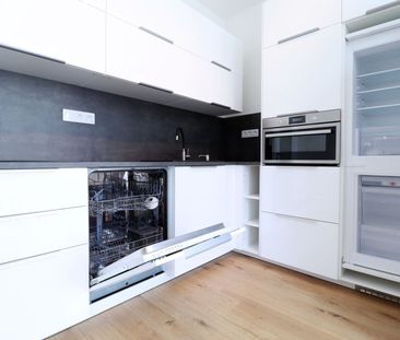Pronájem bytu 1+kk • 29 m²Nádražní, Praha - Smíchov - Photo 1