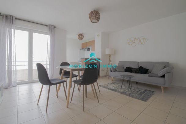 Location Appartement 2 pièces 45m² ST LAURENT DU VAR 06700 - Photo 1