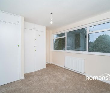 2 bedroom semi-detached house to rent - Photo 5