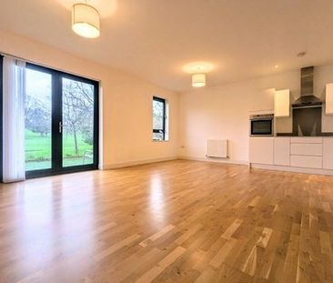 Fairway, Bristol, Somerset, BS4 - Photo 2